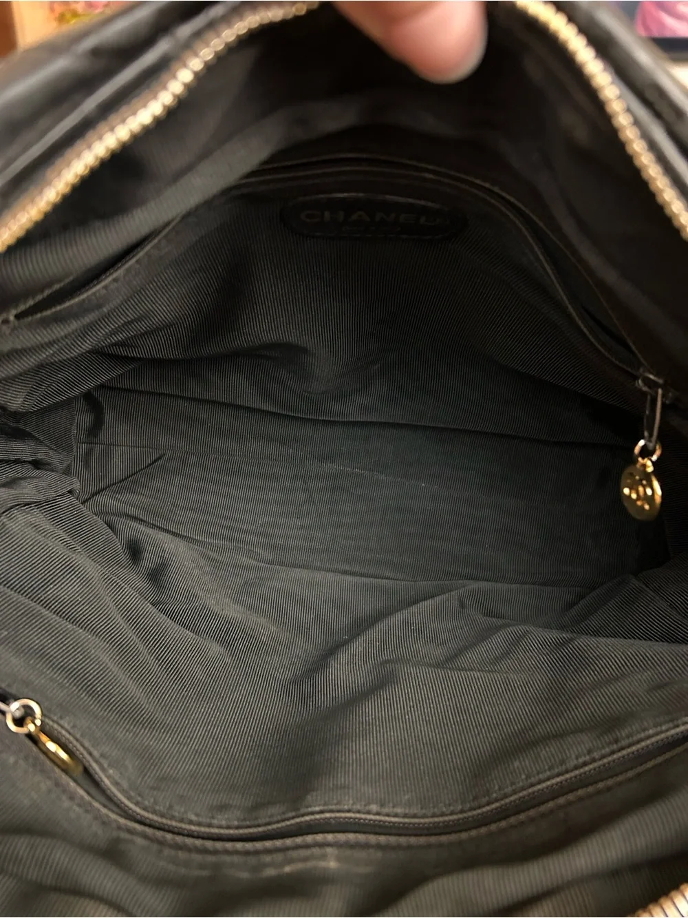 VINTAGE CHANEL Black Quilted Leather Shoulder Bag